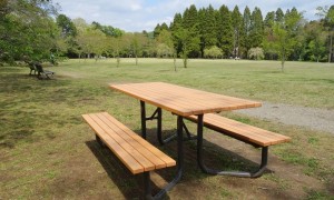 木製野外卓、泉自然公園