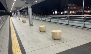 木製ベンチ、スツール