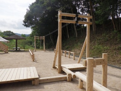 木製遊具、アスレチック遊具