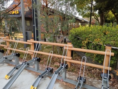 多摩産材、木柵