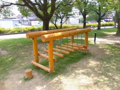 木製遊具、アスレチック