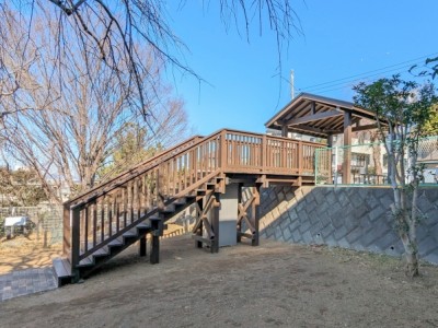 木製デッキ、ウッドデッキ