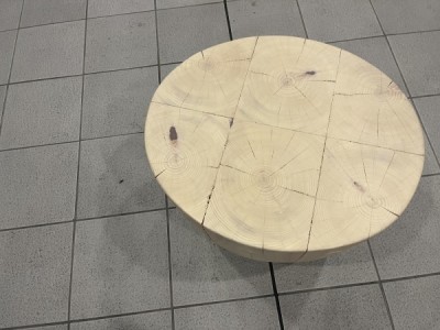 木製ベンチ、スツール