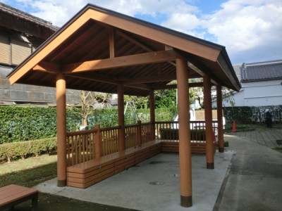 森林環境譲与税、木製東屋