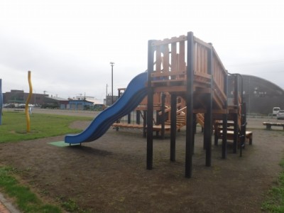 森林環境譲与税、木製遊具