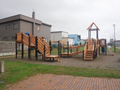 森林環境譲与税、木製遊具