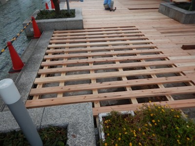 木製デッキ、ウッドデッキ