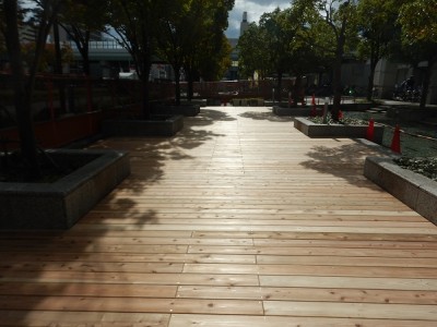 木製デッキ、ウッドデッキ