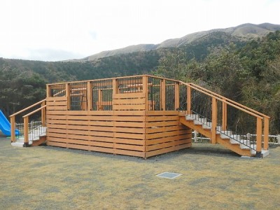 木製展望デッキ