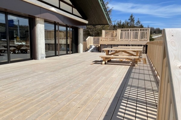 木製デッキ、ウッドデッキ