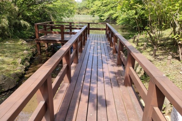 森林環境譲与税、木製デッキ