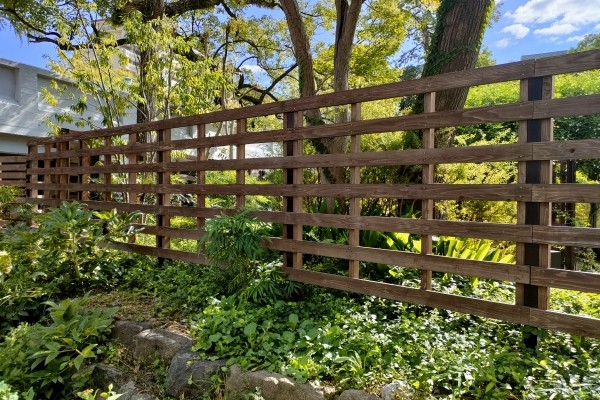 木製フェンス