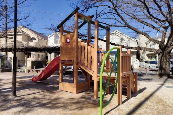 森林環境譲与税、木製遊具