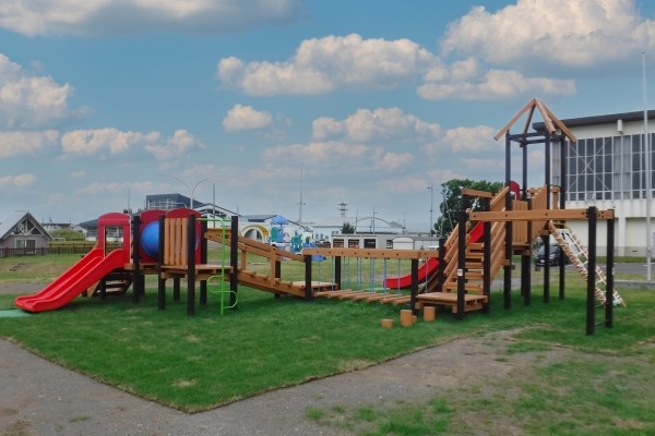 森林環境譲与税、木製遊具