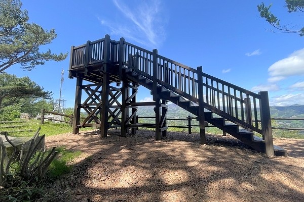 木製展望デッキ