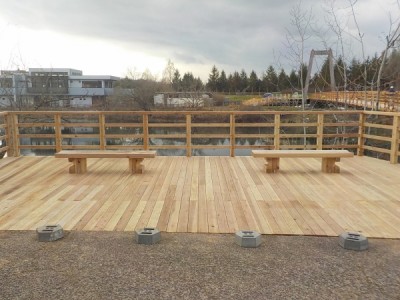 木製デッキ、ウッドデッキ