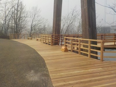 木製デッキ、ウッドデッキ