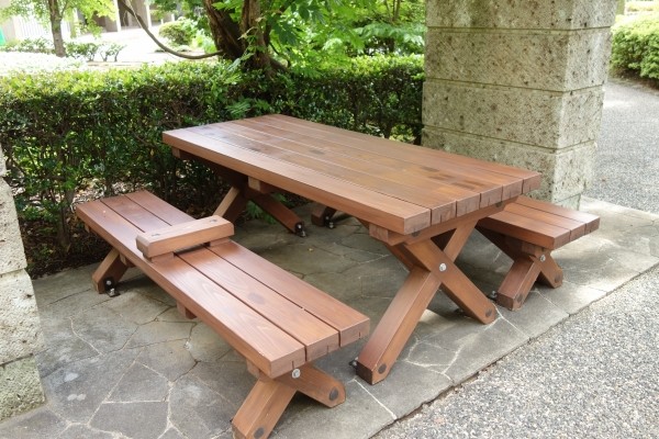 木製野外卓