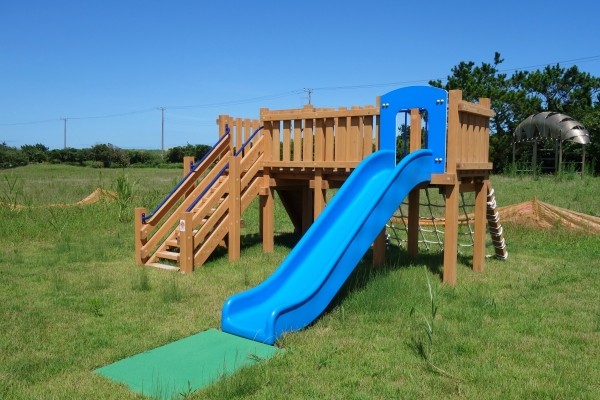 木製遊具、もくもくトリデ