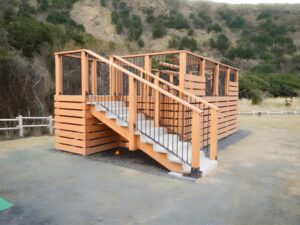 木製展望デッキ